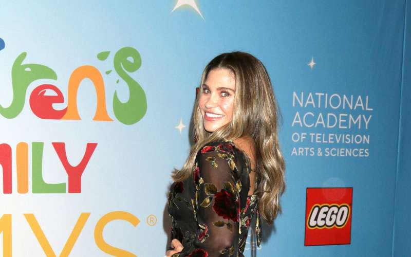 Danielle Fishel.jpg