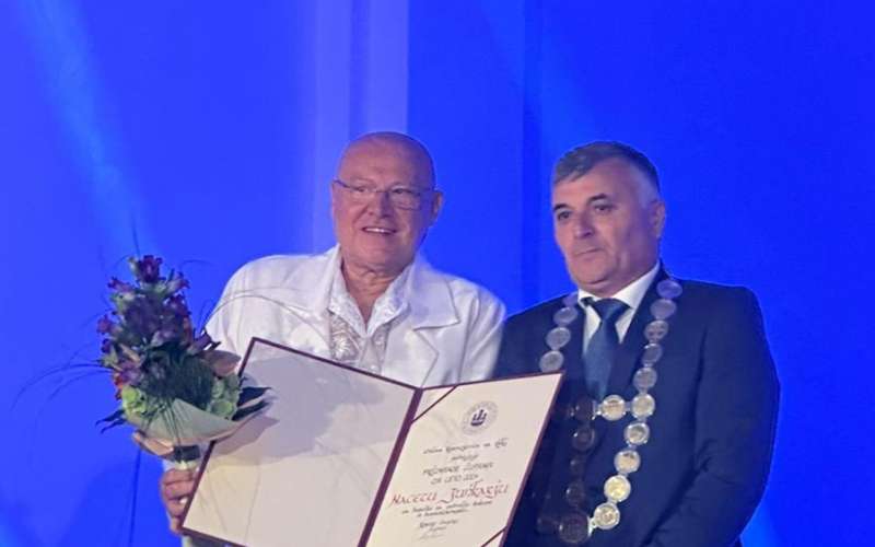 Nace Junkar z županom Robertom Zagorcem.jpg