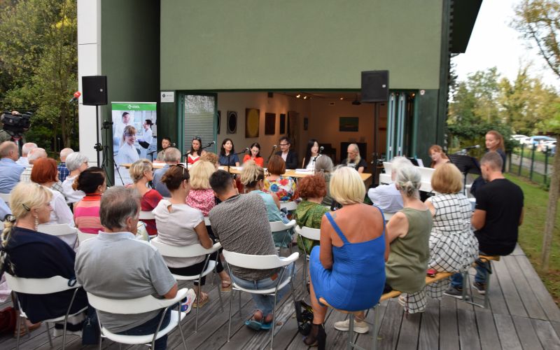 dnevi-poezije-in-vina-2024, petanjci, vrt-spominov-in-tovarištva, vino-art