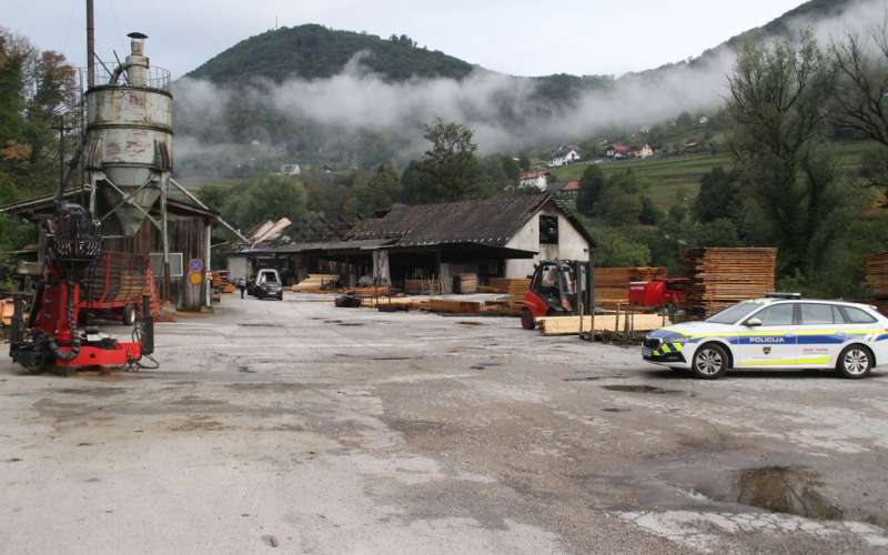 žaga1.jpg