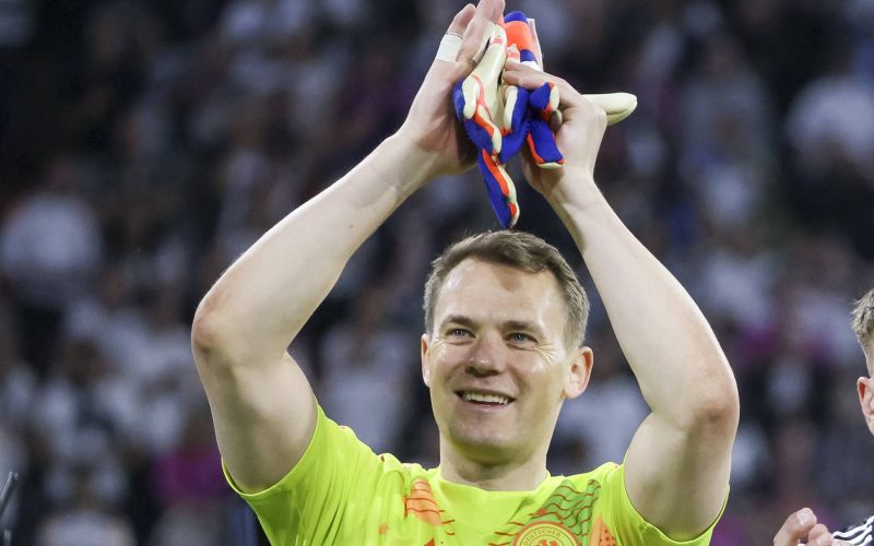 neuer pm.jpg