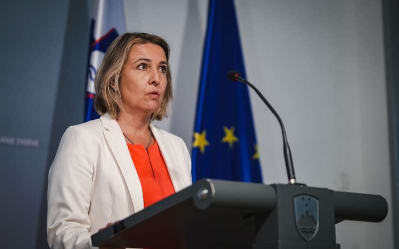 helga dobrin.jpg