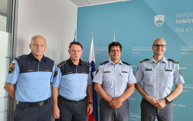 slovenski-policisti, varna-turistična-sezona, drago-buček