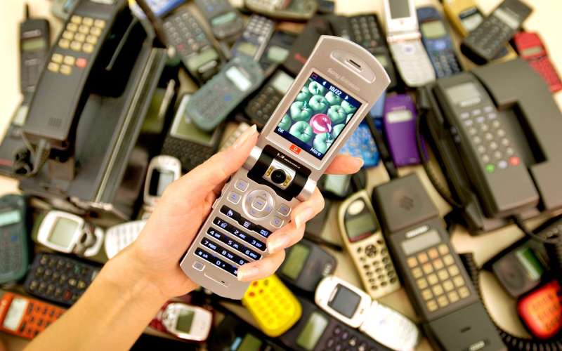 mobilni telefoni.jpg