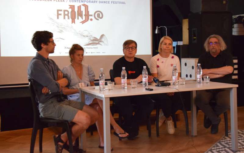 fronta, sodobni-ples, 19.-fronta, tiskovka, matjaž-farič
