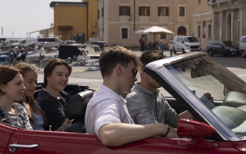 "Tartinijev ključ" prihaja v slovenske kinematografe oktobra 2024.