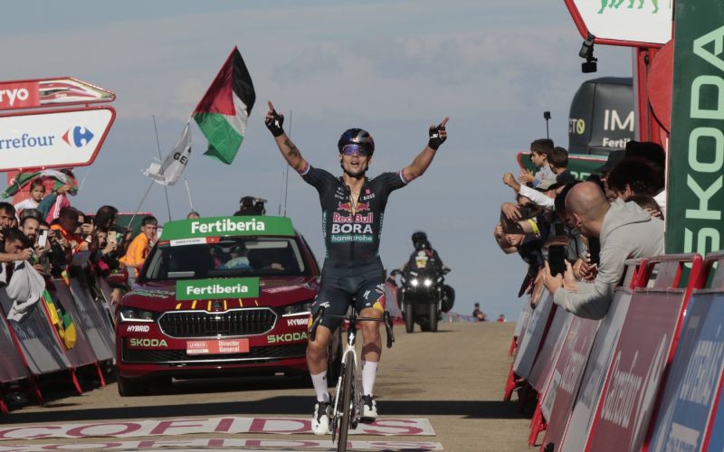 primoz roglic pm.jpg