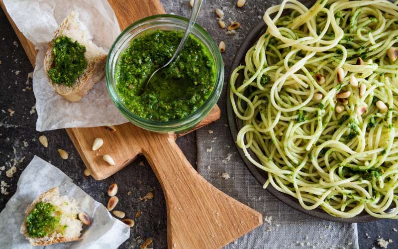 pesto, divji česen
