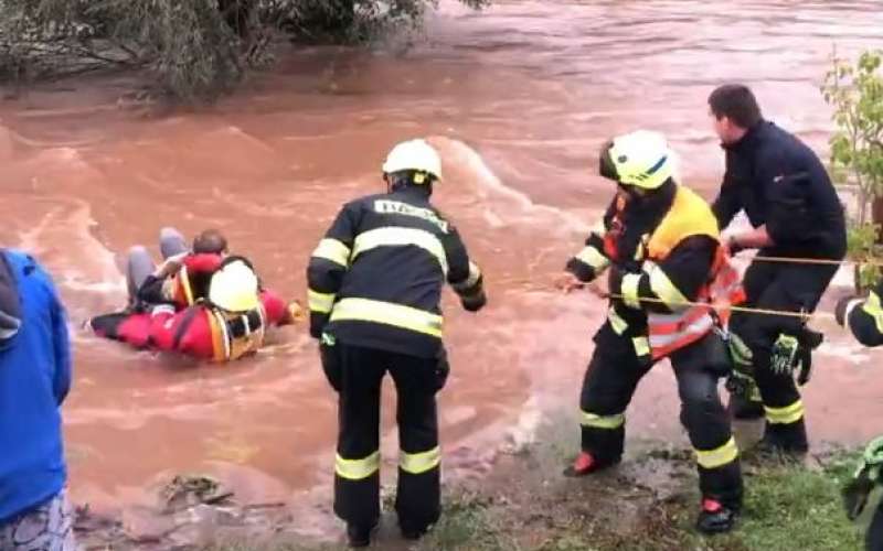 stenava, najstniki, poplava.jpg
