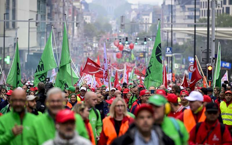 protesti-audi-bruselj.jpg