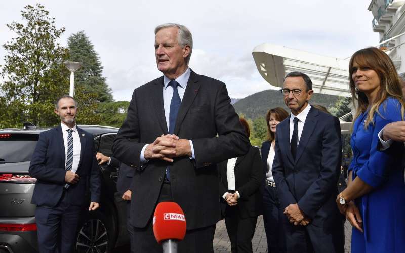 michel-barnier-francija.jpg