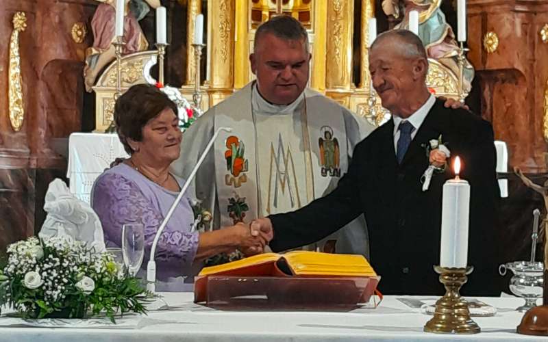zakonca-sitar, diamantna-poroka, slavica-in-josip-sitar