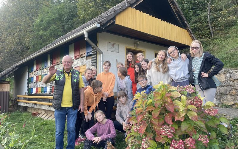 OŠ MPT Plešivec.jpg