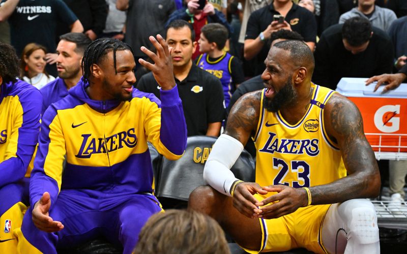 leborn james bronny 24.jpg