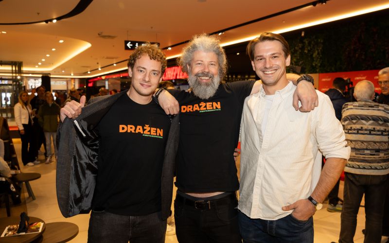 Draženov nečak Marko Petrović, ki tudi sam igra v filmu, se je odlično zabaval z idejnim vodjo proje