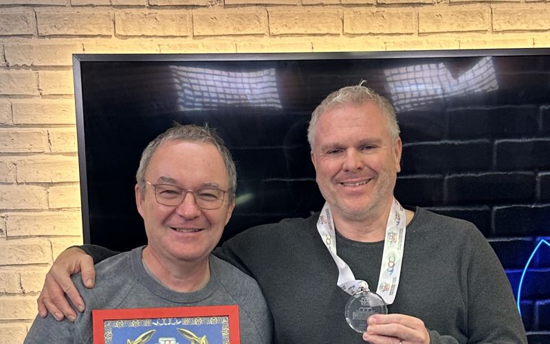 Andrej Vodušek in Miha Deželak.