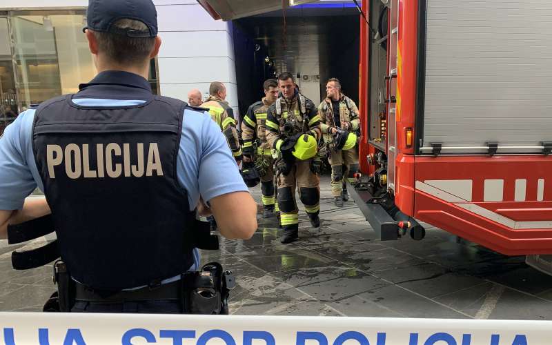 policiija gasilci.jpg