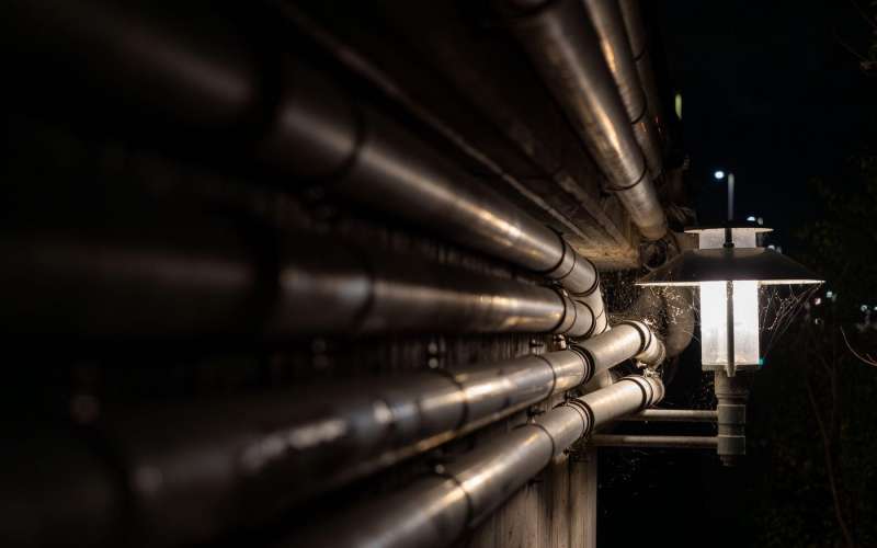 gas-pipes-avstrija-simbolična.jpg