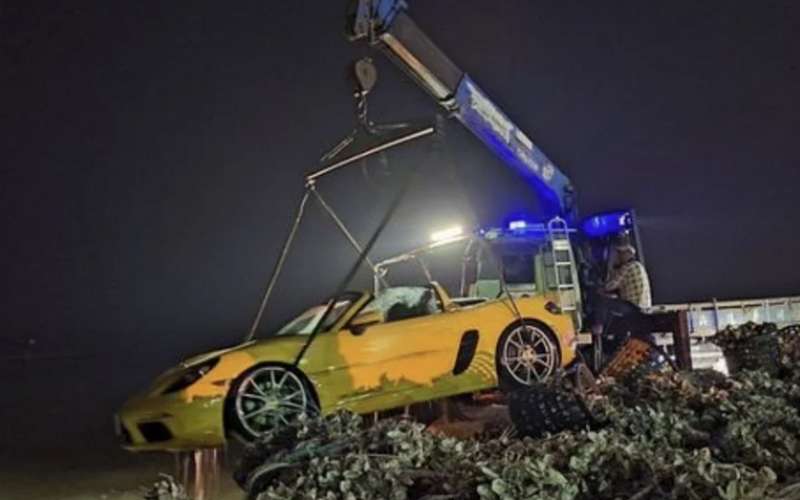porsche 1.png