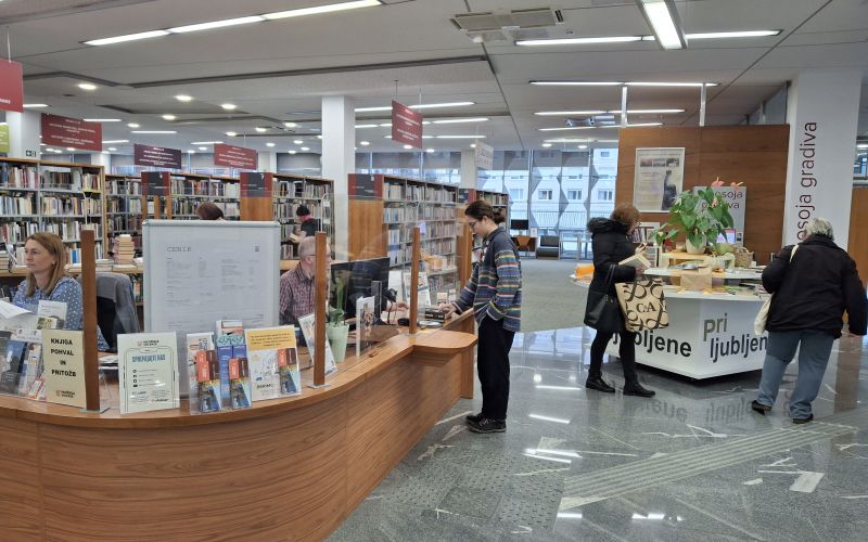 knjižnica velenje (2).jpg