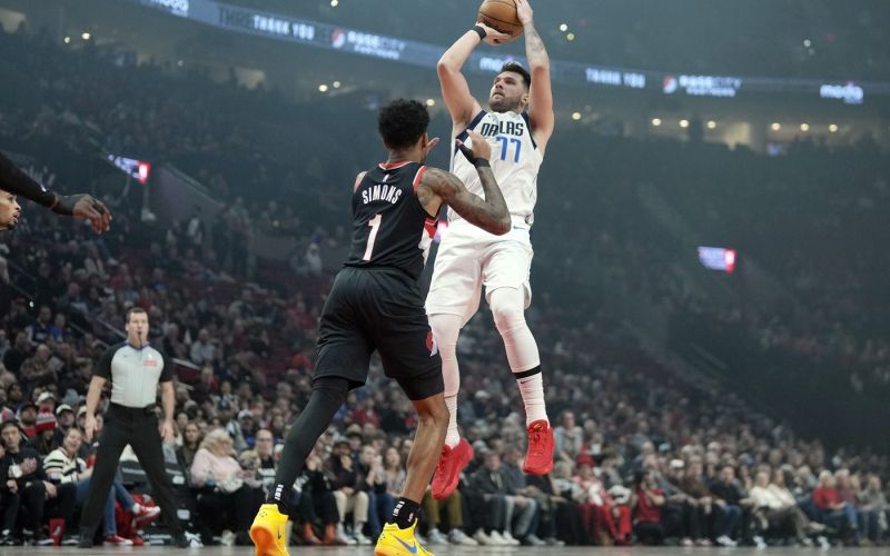luka doncic dallas portland pm.jpg