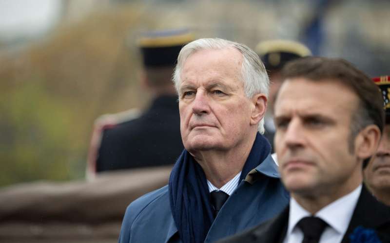 Emmanuel Macron, Michel Barnier