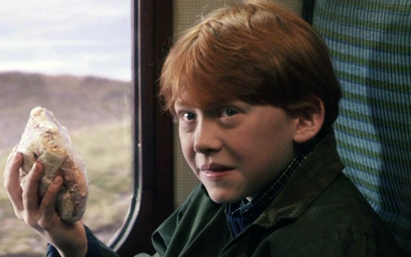 V filmih o Harryju Potterju je igral njegovega najboljšega prijatelja