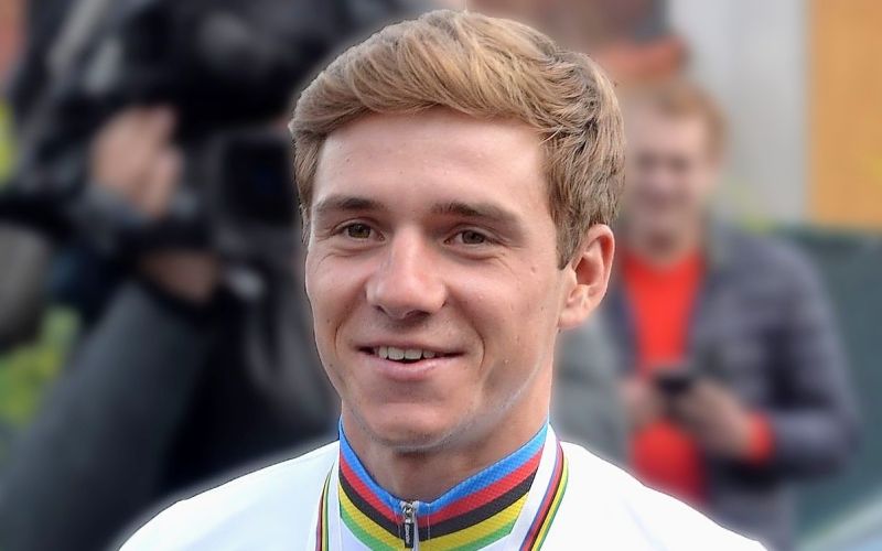 923286_279-remco.jpg
