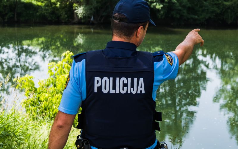 slovenska policija, meja, migracije