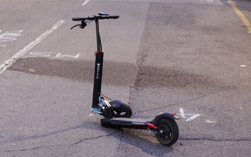 električni skiro