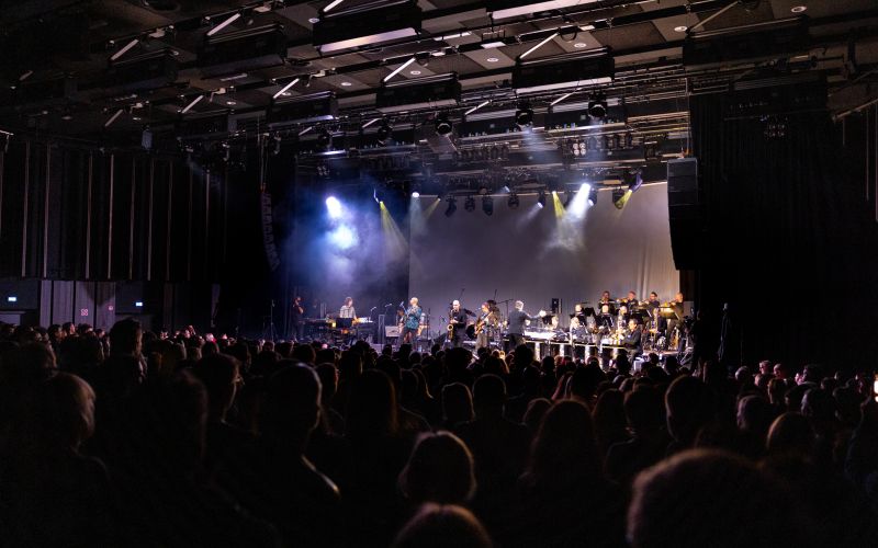 Dvorana Kina Šiška je zdaj že tradicionalno razprodana.