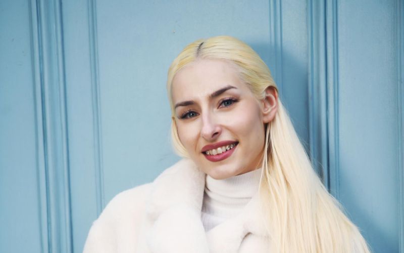 sara-briski-cirman, raiven