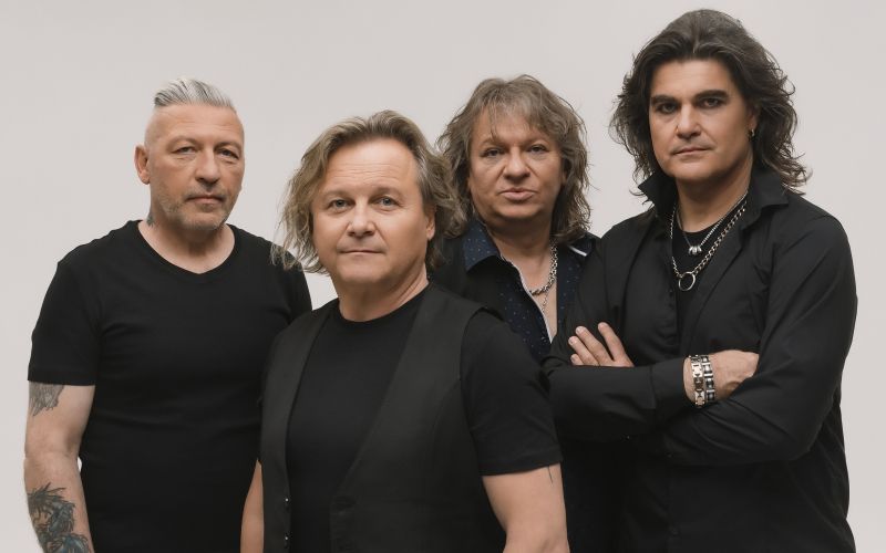 Še zmeraj zapriseženi rockerji