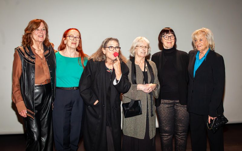 Špela Rozin, Teja Glažar, Jožica Avbelj, Olga Kacjan, Marinka Štern, Marijana Brecelj