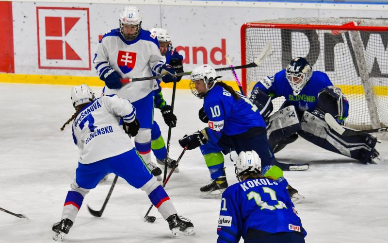 ženska hokejska reprezentanca 24.jpg