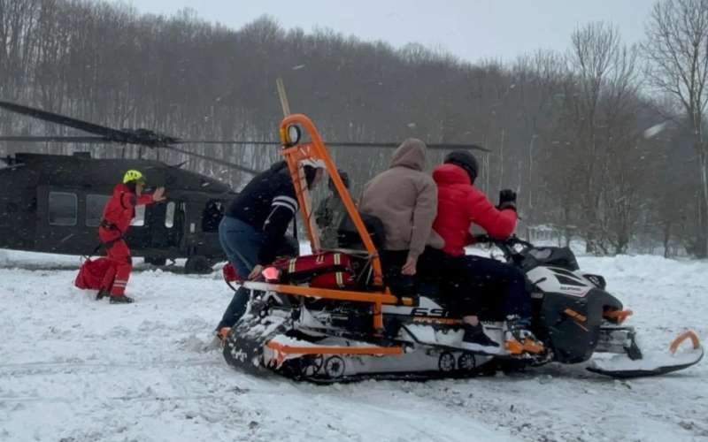 snežne sani, helikopter