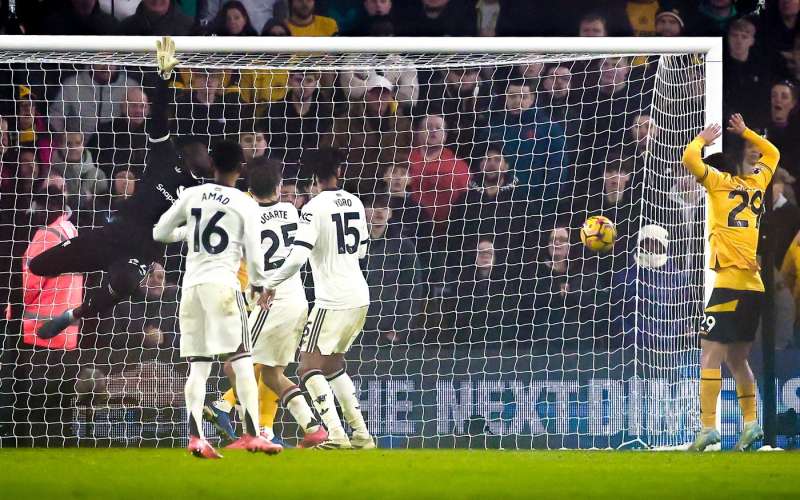 onana united.jpg