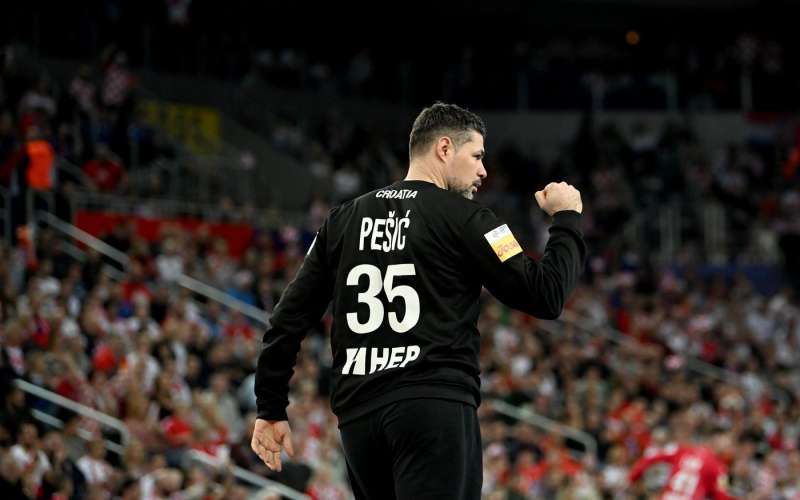 pesic pm.jpg
