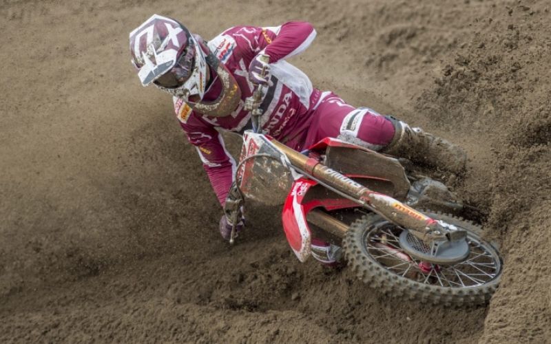 1505134767_mxgp_timgajser_hrc_0608_1.jpg