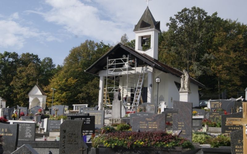 1570452834_sd-trnovsko_pokopalisče.jpg
