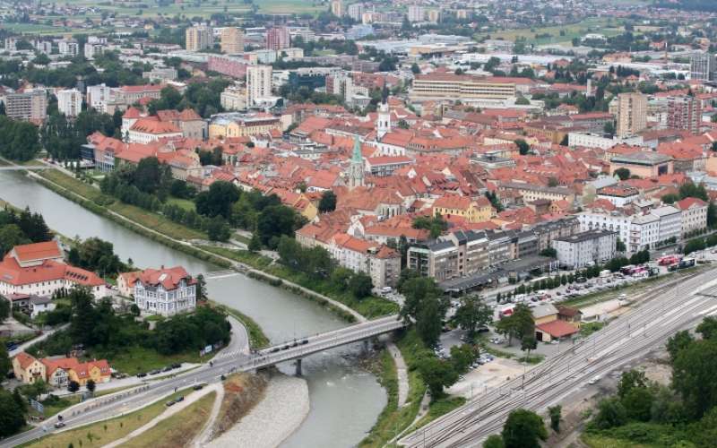 1667828587_celje_panorama.jpg