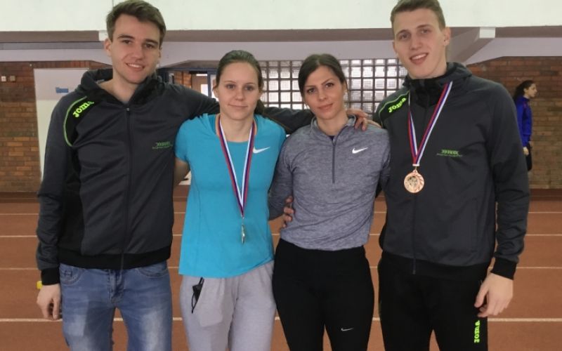 1519812585_atletika_od_leve_-_grega_pavlovič,_maja_bedrač,_doroteja_domjan,_Zan_viher.jpg