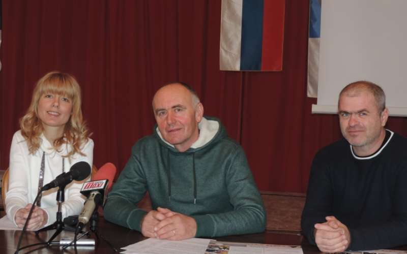 1547481734_mh-tiskovna_konferenca_antonovanje_na_kogu.jpg