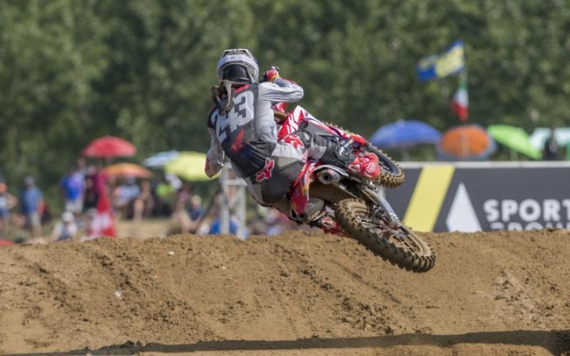 1530535351_motokros_indonezija_mxgp_hrc_gajser_27062018_02.jpg