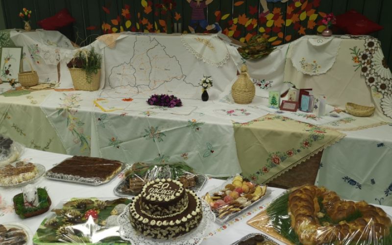 1571912297_kg_razstava_ročnih_del_in_slasčic.jpg