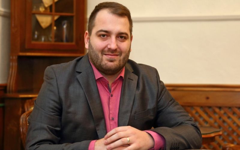 1612459607_cg_cus_andrej.jpg