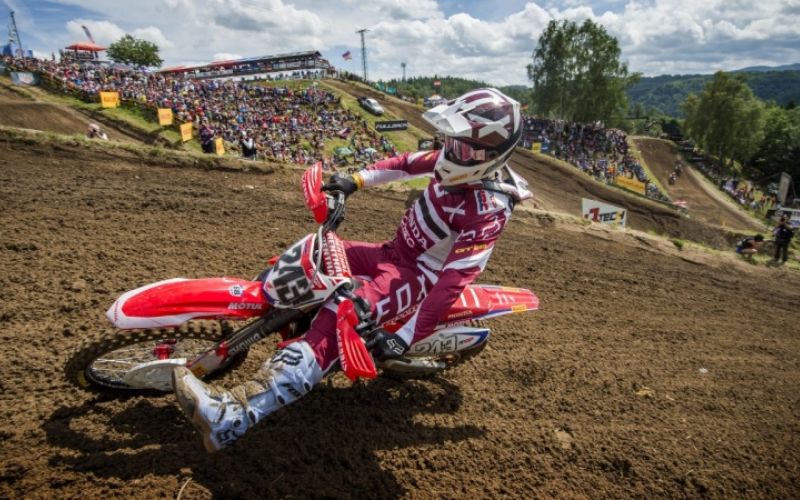 1512818206_motokros_mxgp_tim_gajser_hrc_06082017_02.jpg