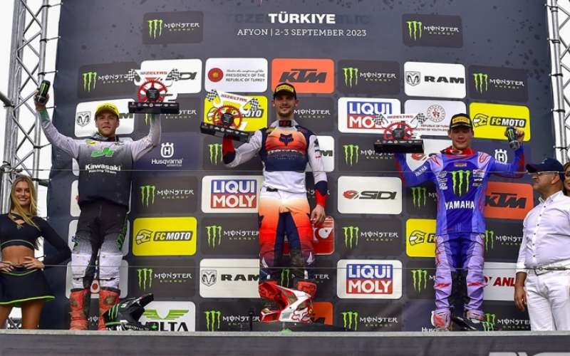 1693829997_motokros_turcija_mxgp-podium-motocross-gp-17-tk-2023.jpg