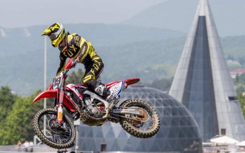 1525436899_motokros_mxgp_tim_gajser_rus_hrc_01.jpg