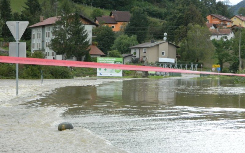 1464008742_mv-protipoplavni_ukrepi.jpg